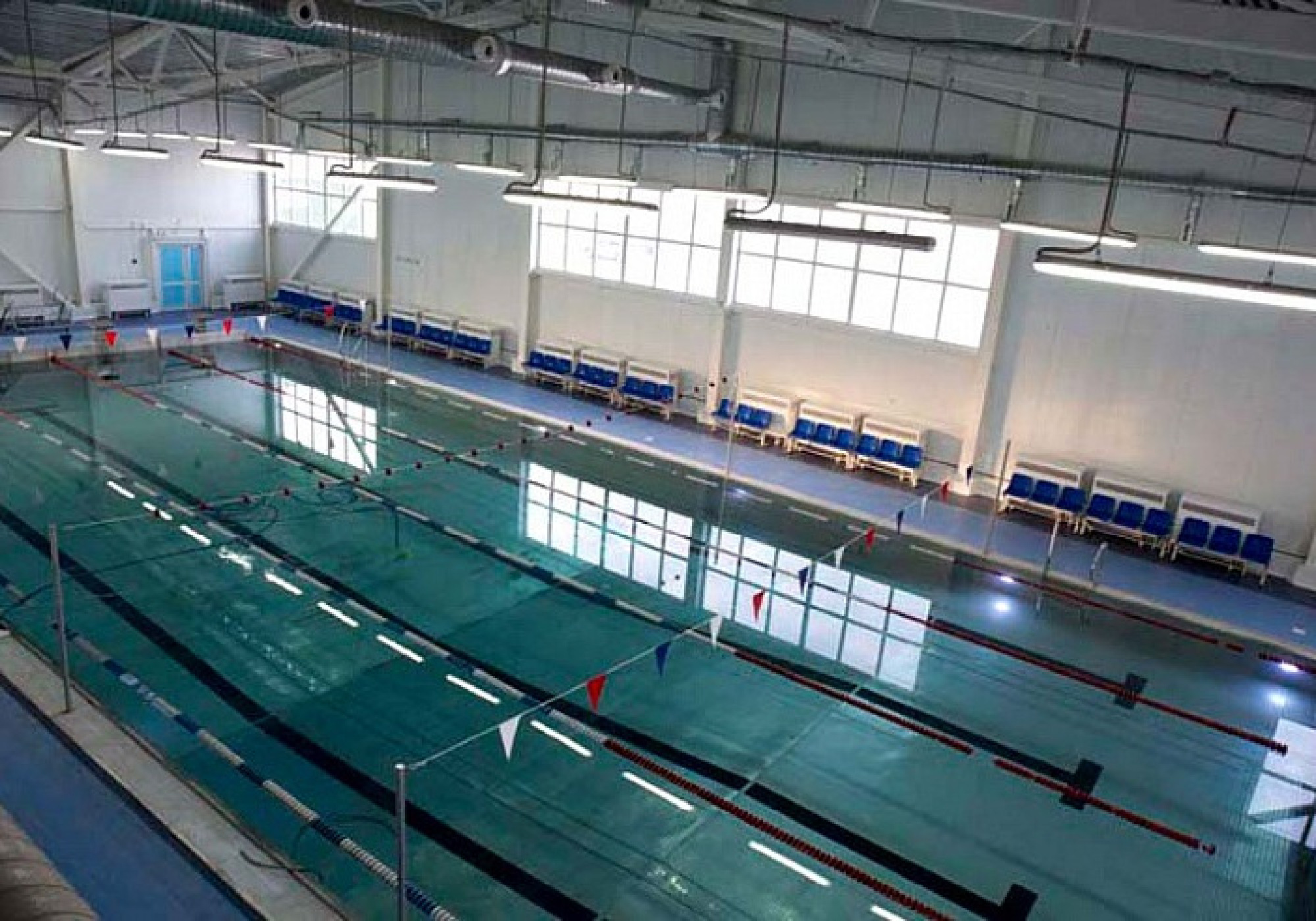 The 25-meter pool of stainless, built by the company "AQUASECTOR" in Abakan